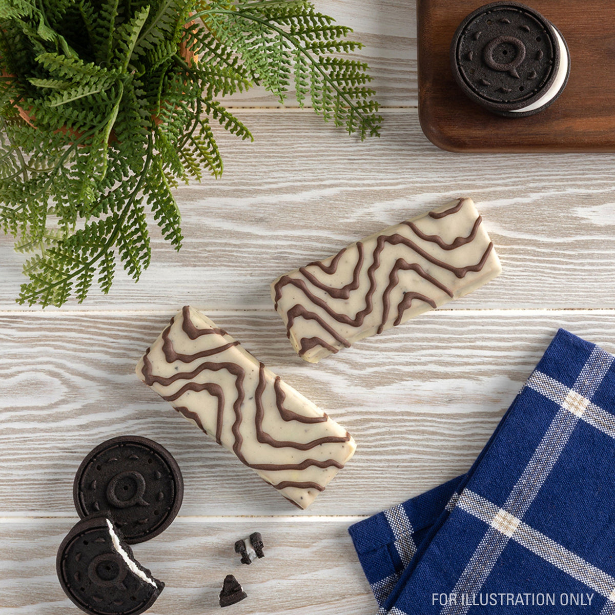 dipped-cookies-and-cream-protein-bars-t2 15807_QN_USA_ProteinBar_CAC_InterimAssetUpdate_Digital-Dipped-ProductCarouselSet_Tabletop2.jpg