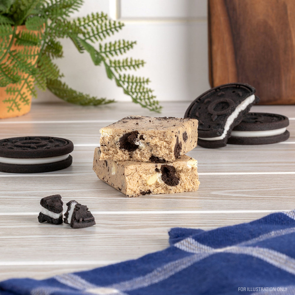 cookies-and-cream-protein-bars-w0 15807_QN_USA_ProteinBar_CAC_InterimAssetUpdate_Digital_Tabletop1.jpg